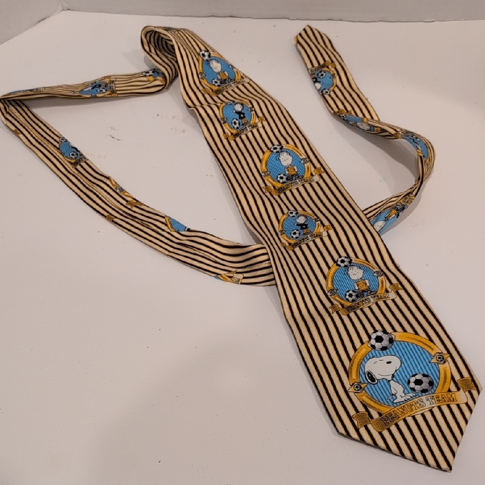 Peanuts Black and Yellow Striped Tie